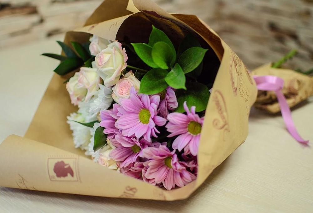 Букет цветов из: Розы и Хризантемы в Славянке