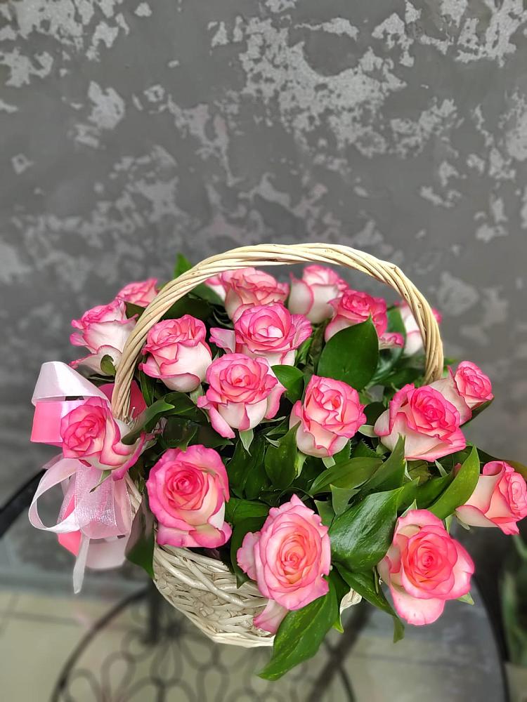 Цветочная композиция из Розы в корзине в Славянке
