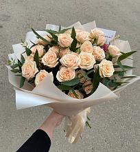 Букет Кремовые розы Латте в Славянке