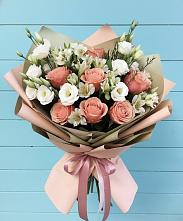 Букет цветов из:  Розы, Альстромерии и Лизиантусы в Славянке