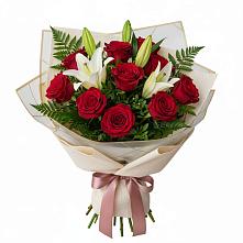 Букет цветов из:  Лилии и Розы в Славянке