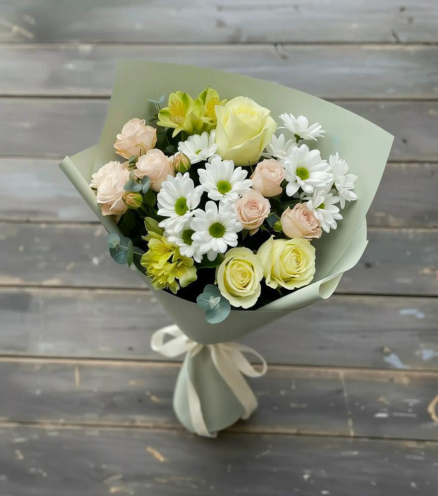 Букет цветов из: Альстромерии, Розы и Хризантемы в Славянке