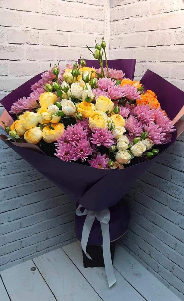 Букет цветов из: Хризантемы и Розы в Славянке
