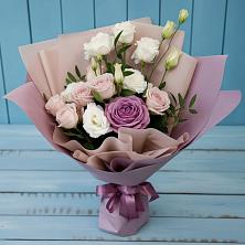 Букет цветов из:  Розы и Лизиантусы в Славянке