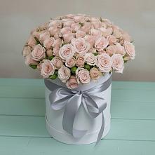 Цветочная композиция из Розы в шляпной коробке в Славянке