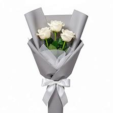 Букет 3 белые розы в Славянке