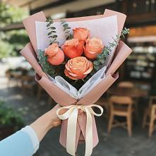 Букет цветов из:  Розы в Славянке