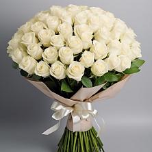 Букет 101 беля роза Белоснежка в Славянке