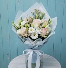 Букет цветов из:  Розы и Лизиантусы в Славянке
