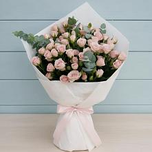 Букет цветов из:  Розы в Славянке