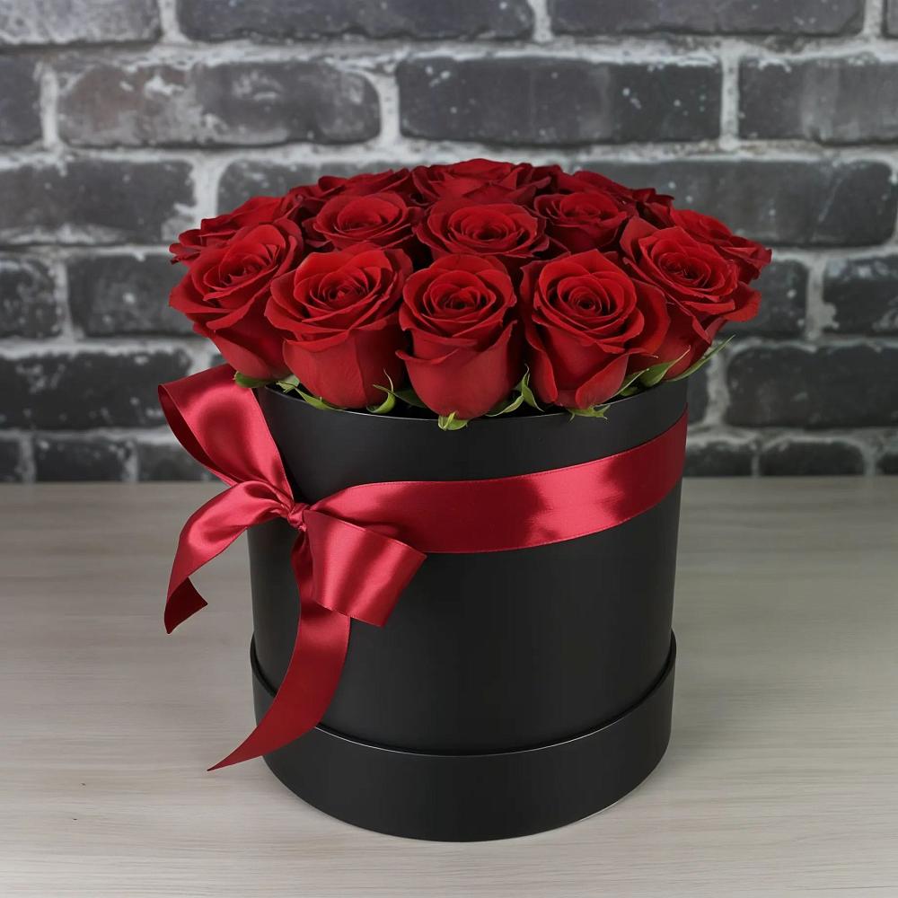 Цветочная композиция из Розы в шляпной коробке в Славянке