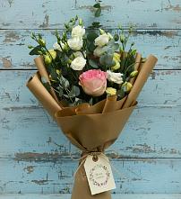 Букет цветов из:  Розы и Лизиантусы #REPLACE_PRED# Славянке