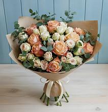 Букет цветов из:  Альстромерии и Розы в Славянке