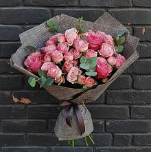 Букет цветов из:  Розы в Славянке