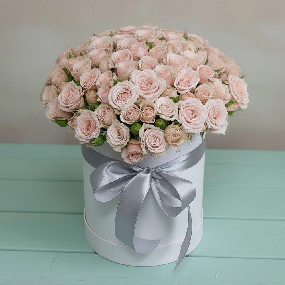 Цветочная композиция из Розы в шляпной коробке в Славянке