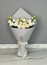 Букет цветов из:  Розы и Лизиантусы в Славянке