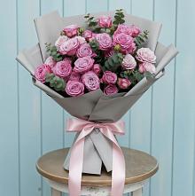 Букет цветов из:  Розы #REPLACE_PRED# Славянке